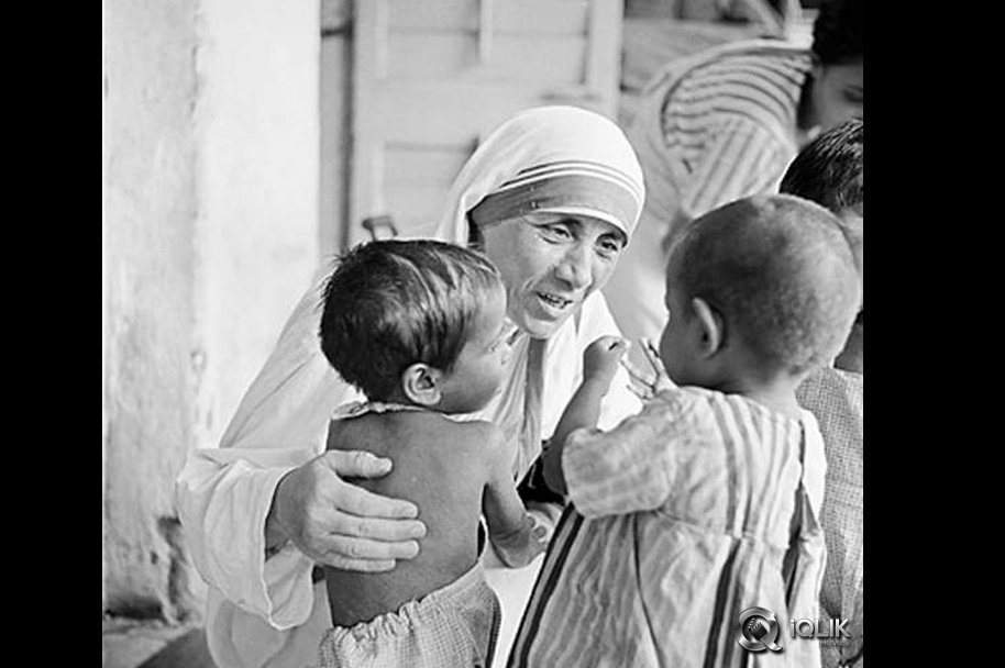 Mother-Teresa-Rare-Photos